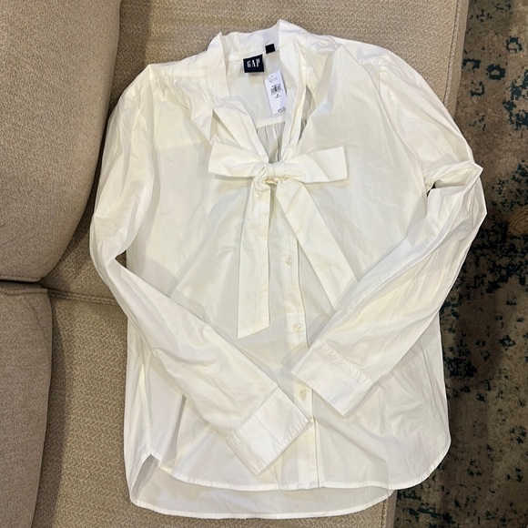 Gap Tie Button Shirt - Picture 1 of 7